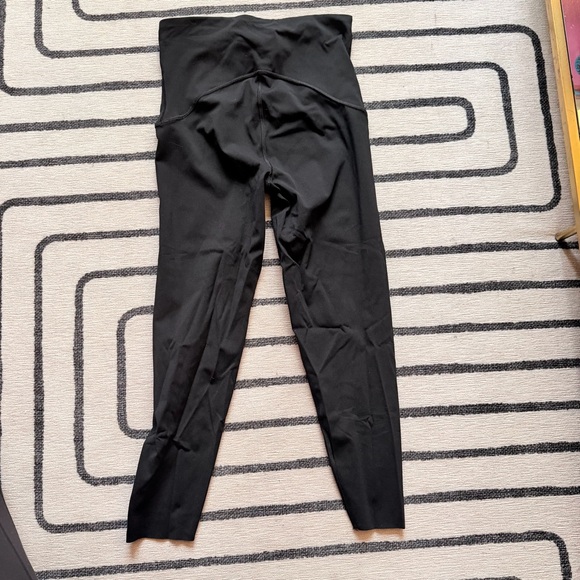 SPANX SPANXshape Booty Boost 7/8 Leggings Black Size Medium - Picture 10 of 11